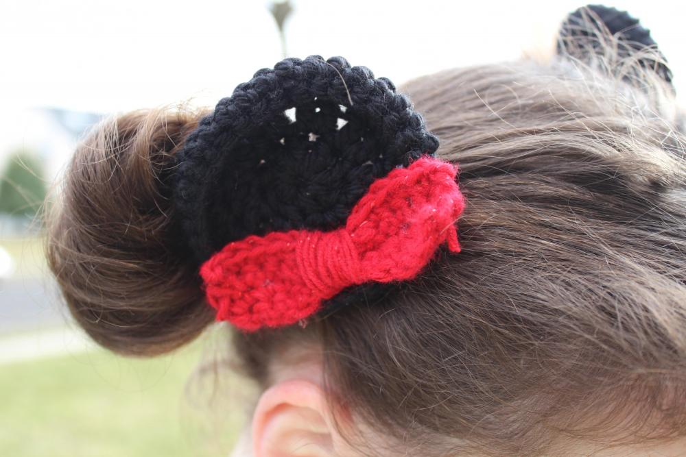 Minnie Mouse inspired 'ears' on clips